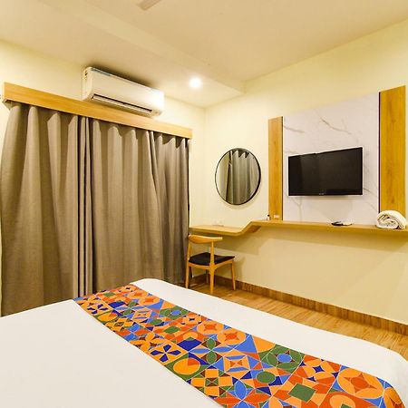 Kondapur  Fabhotel White Ridge - Kondapur מראה חיצוני תמונה