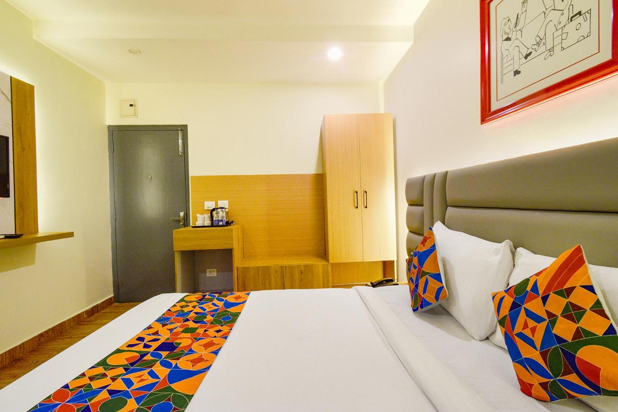Kondapur  Fabhotel White Ridge - Kondapur מראה חיצוני תמונה