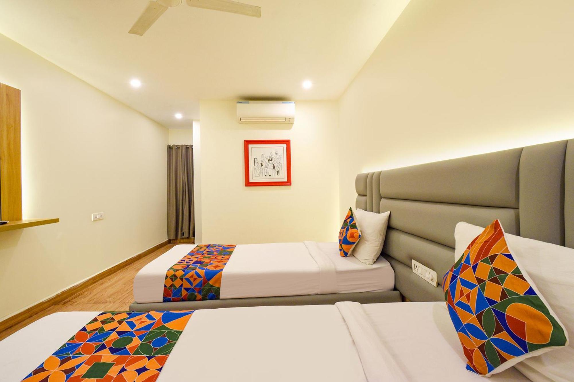 Kondapur  Fabhotel White Ridge - Kondapur מראה חיצוני תמונה
